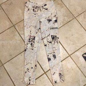 GYMSHARK- Patterned Leggings